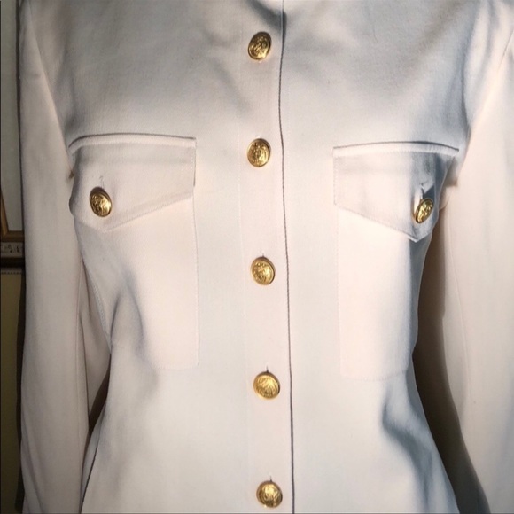 Ralph Lauren Blazer with gold buttons - Picture 7 of 7